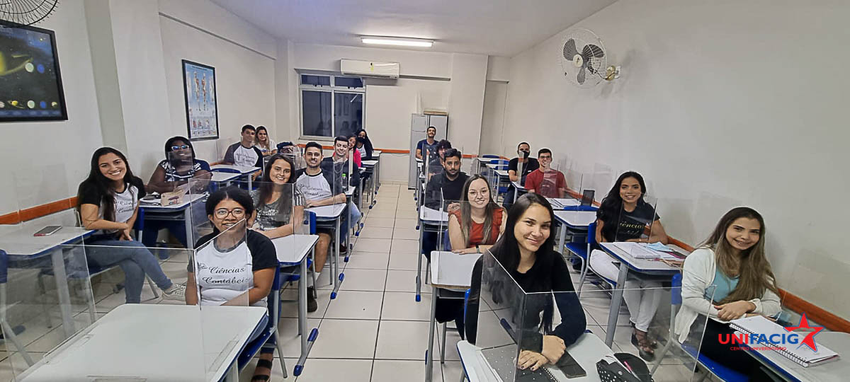 Alunos do Curso de Ciências Contábeis do Centro Universitário UNIFACIG